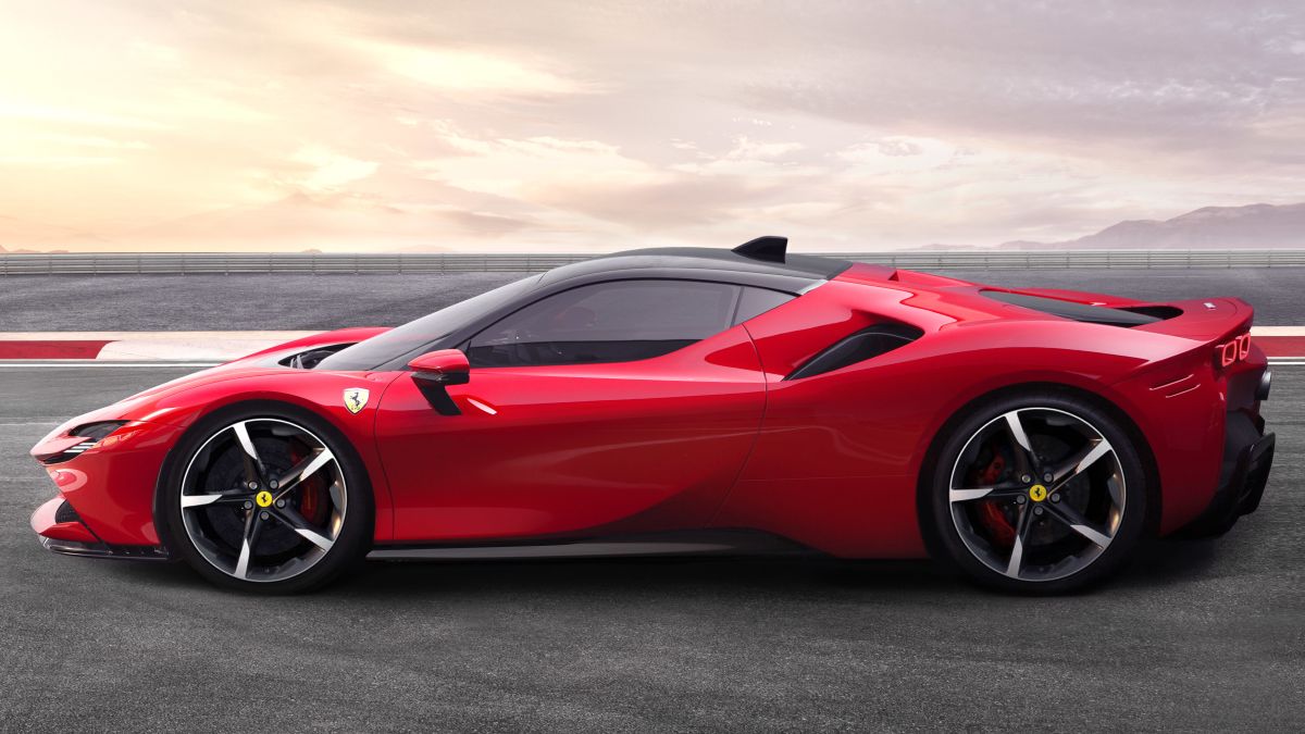 El primer auto completamente eléctrico de Ferrari llega en 2025