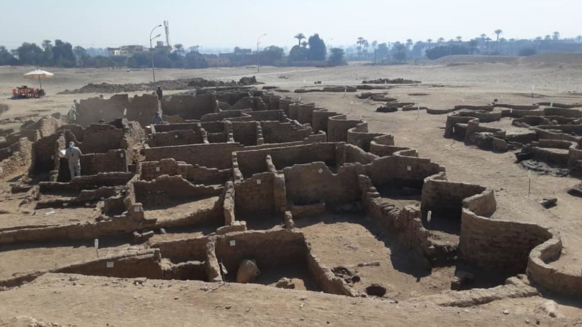 Descubren una ciudad perdida egipcia de 3400 años de antigüedad