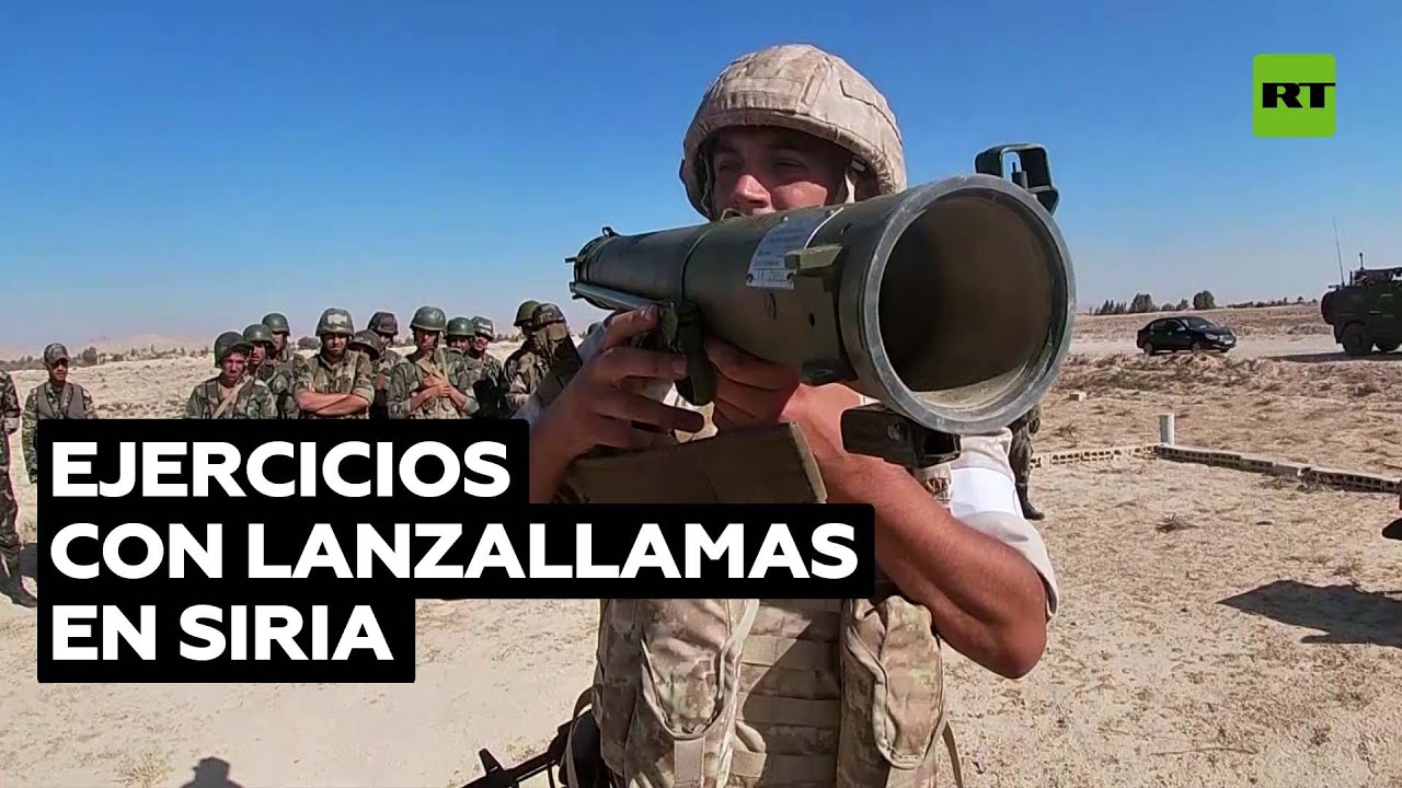 Militares rusos entrenan a sirios en maniobras con lanzallamas