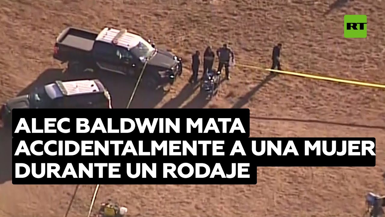 Alec Baldwin mata accidentalmente a una mujer durante un rodaje al disparar un arma de utilería
