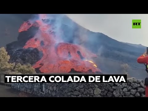 Se derrama una tercera colada de lava tras el derrumbe del flanco norte del volcán Cumbre Vieja