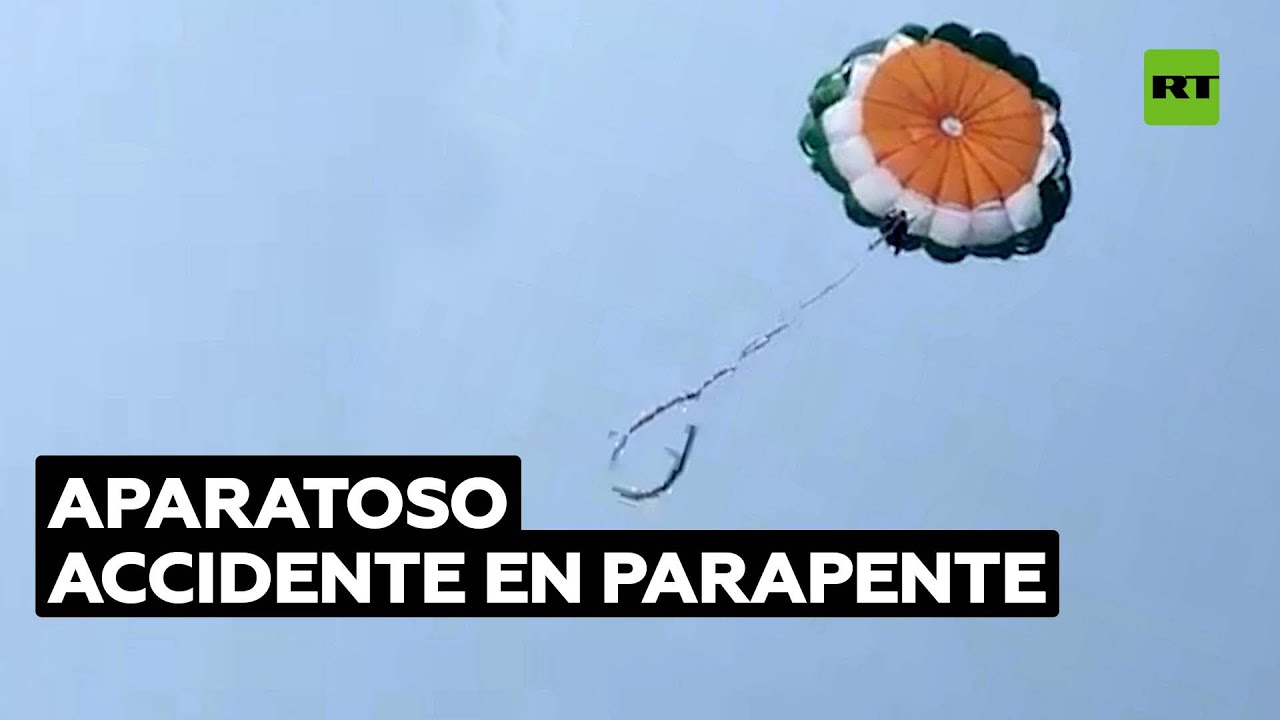 Un parapente se desprende de la cuerda dejando a dos personas en peligro @RT Play en Español