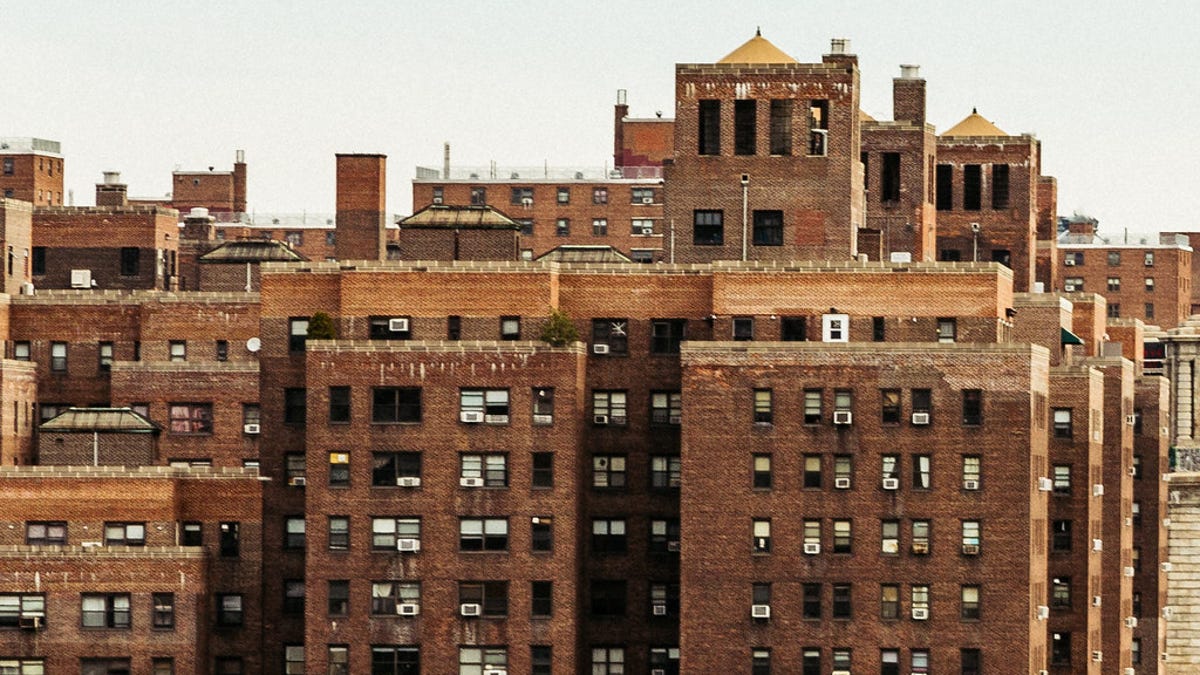 Un apartamento de Nueva York lleva 40 años relleno de tierra