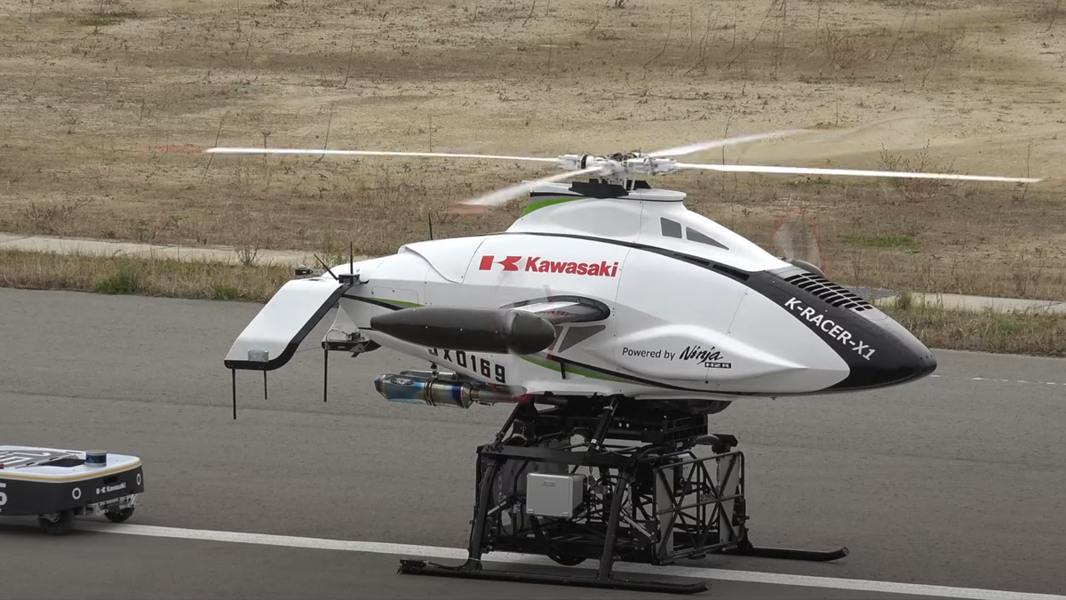 Un dron con personal de tierra robot.