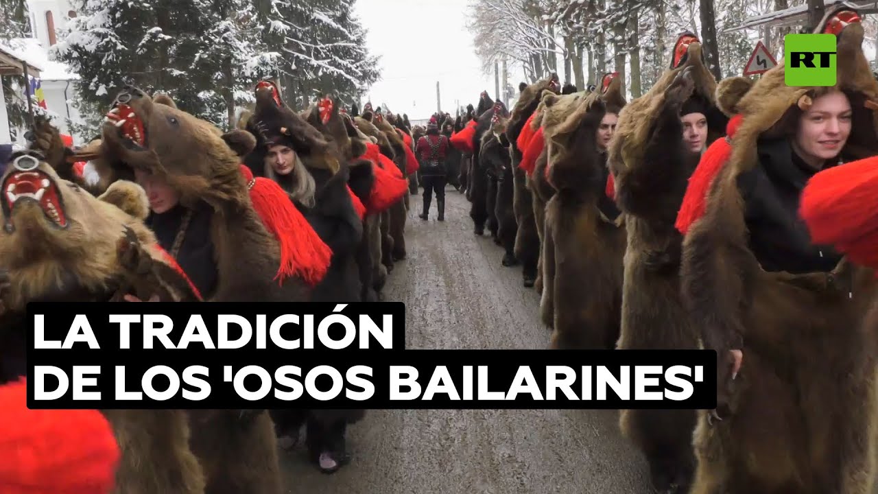 'Osos bailarines' celebran el Año Nuevo en un tradicional festival de Rumanía @RT Play en Español