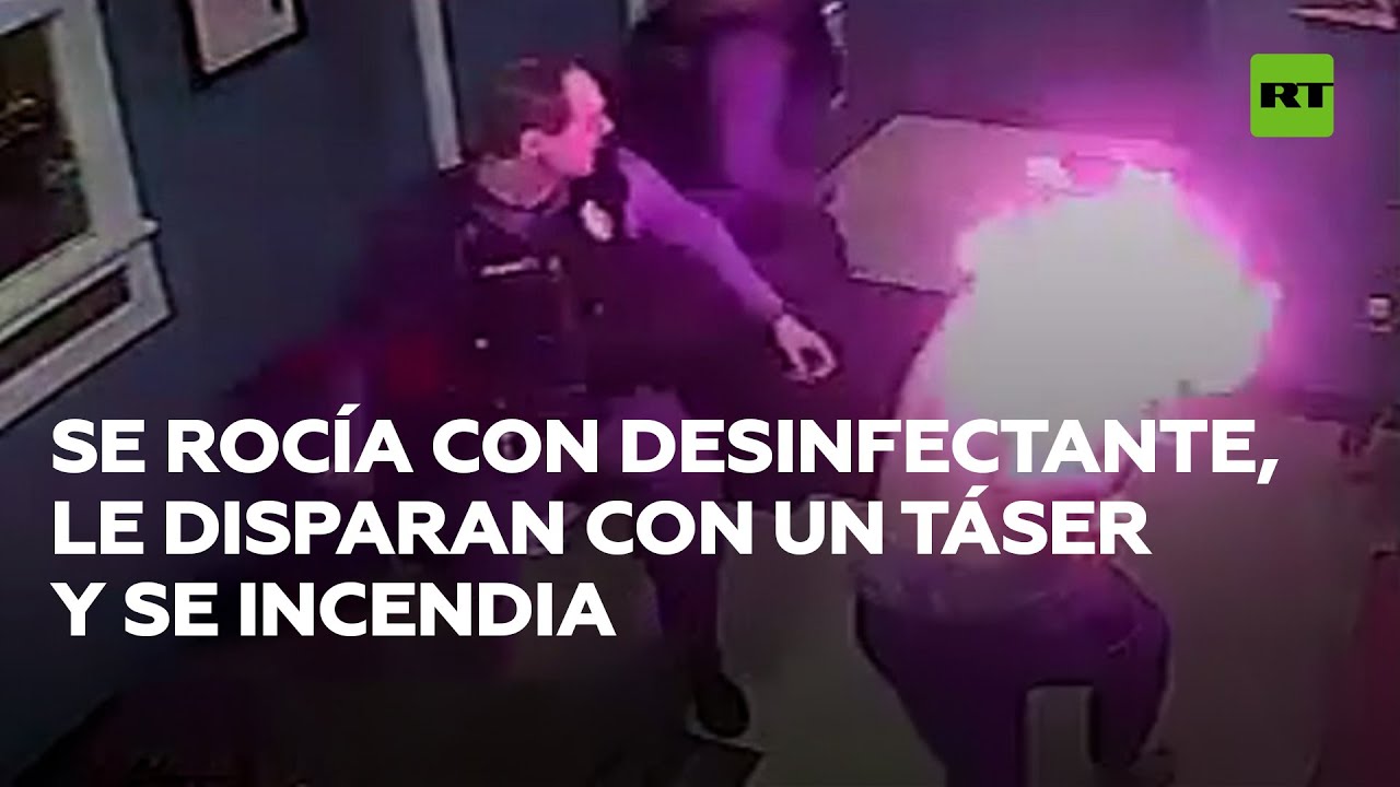 Queda envuelto en llamas tras dispararle un policía con un táser @RT Play en Español