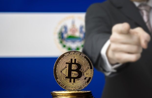 El Salvador recibe segunda advertencia del FMI por adoptar bitcoin