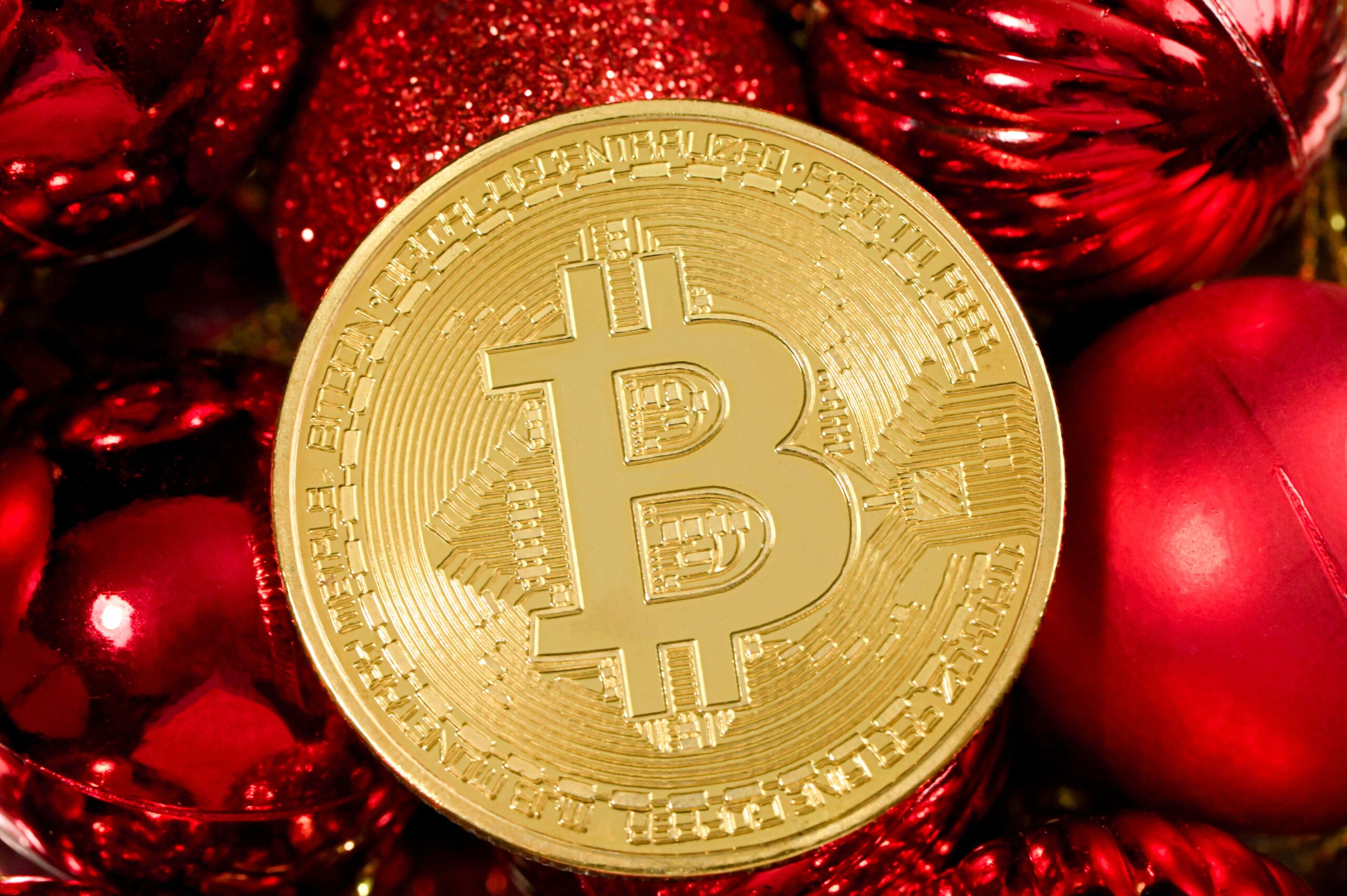 Bitcoin vuelve a visitar $ 44k a medida que las salidas de intercambio ven un aumento