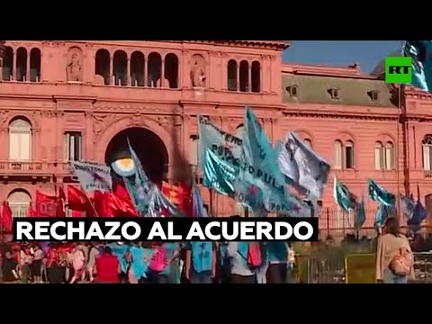 Organizaciones de izquierda marcharon en Argentina en rechazo al acuerdo con el FMI