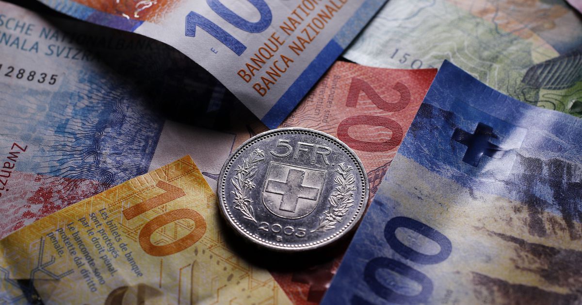 El Banco Nacional Suizo no posee Bitcoin, pero podría comprarlo en el futuro, dice el presidente