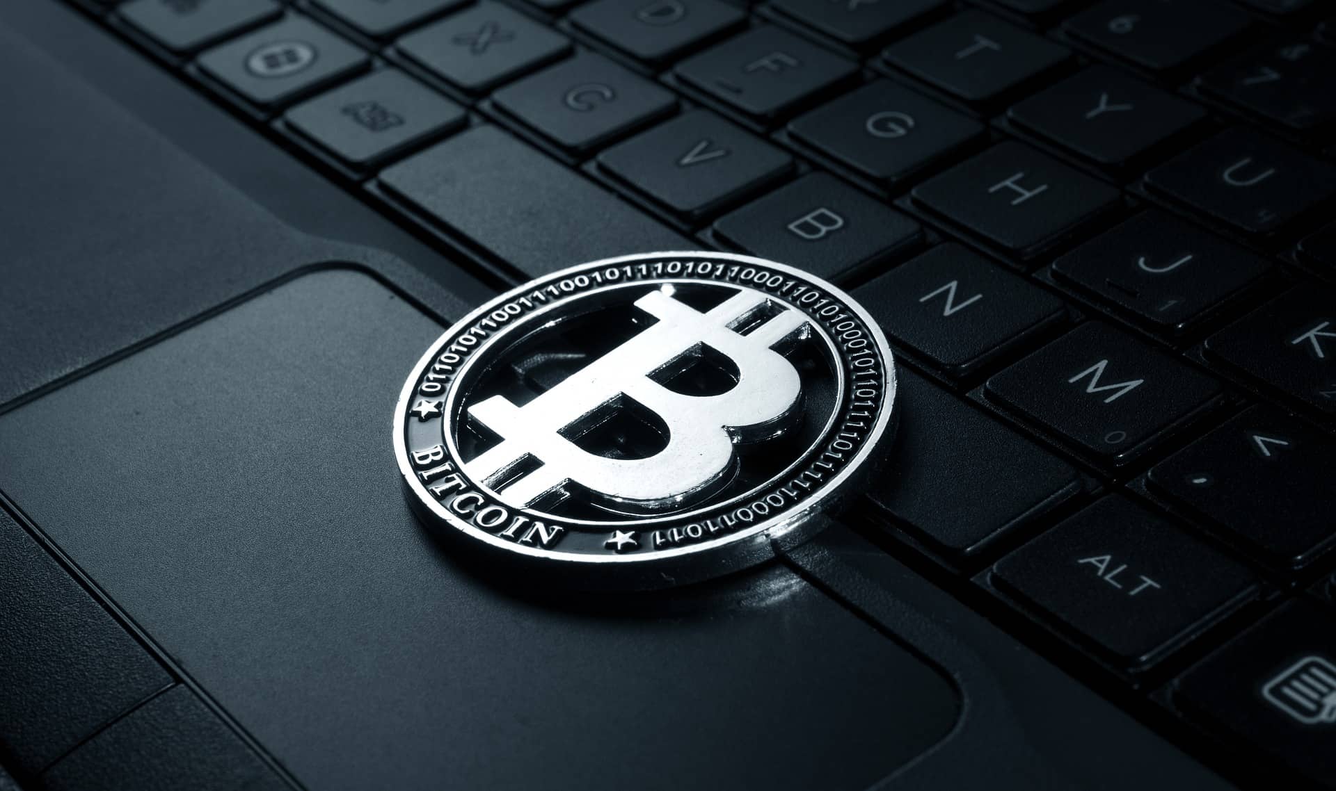 Bitcoin Whale rompe 8 años de silencio con una transferencia de BTC valorada en 30 millones de dólares