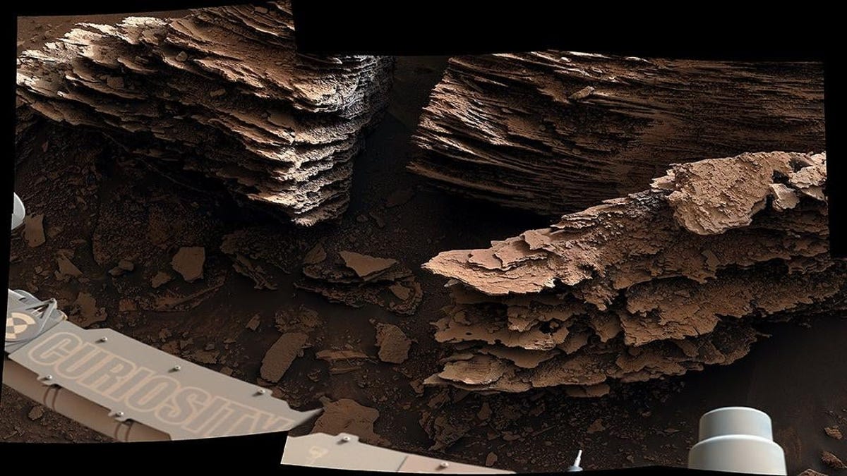 El rover Curiosity de la NASA pasa junto a antiguas pruebas de agua
