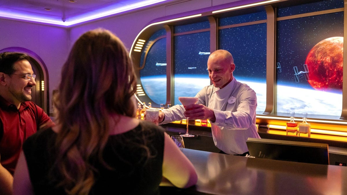 Este cocktail de 5000 dólares se venderá en el hotel de Star Wars de Disney