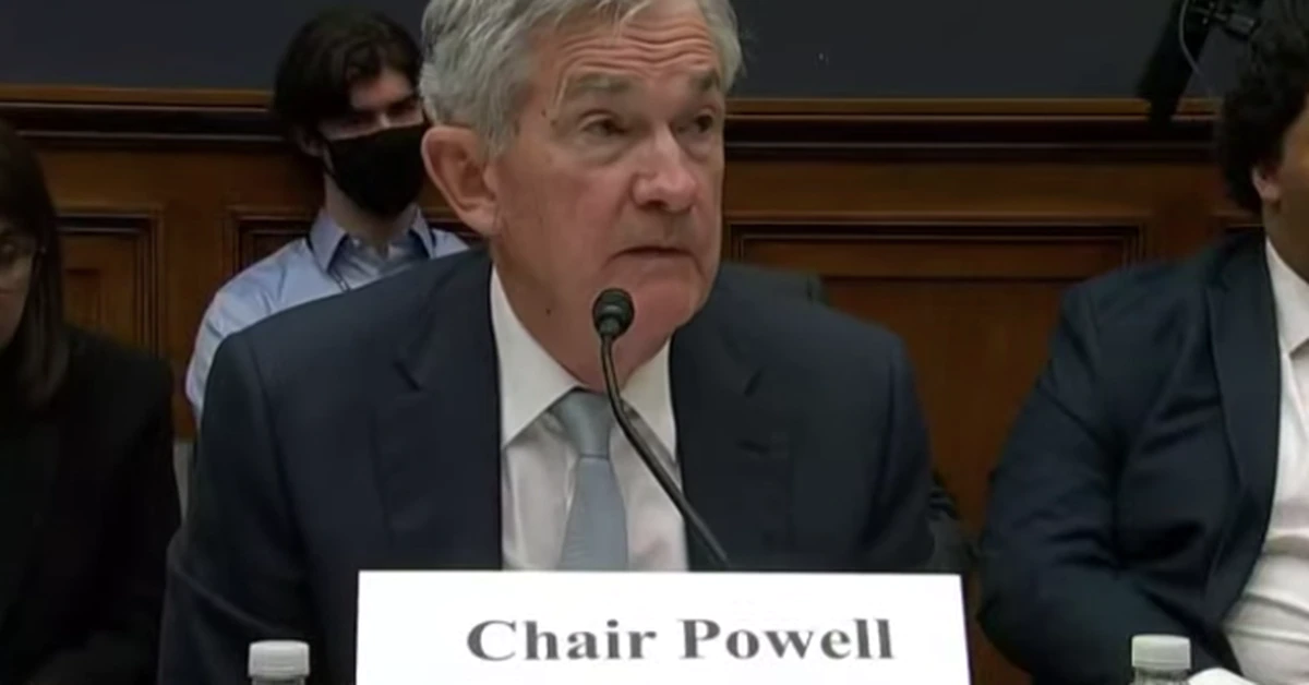Powell dice que la Fed planea recomendación al Congreso sobre CBDC