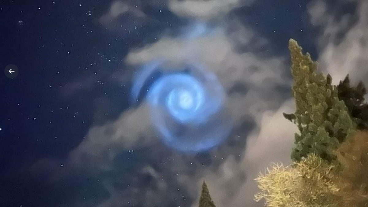 Qué causo esta espectacular espiral de luz sobre Nueva Zelanda