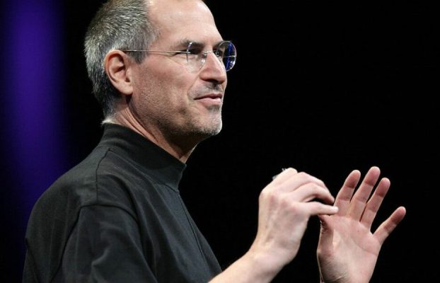 Joe Biden condecora a Steve Jobs con la Medalla Presidencial de la Libertad