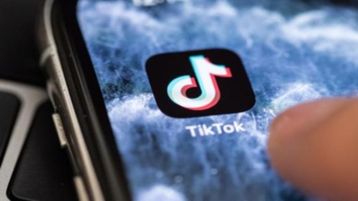 Demandan a TikTok después de que dos niñas mueran asfixiadas por culpa de un desafío extremo