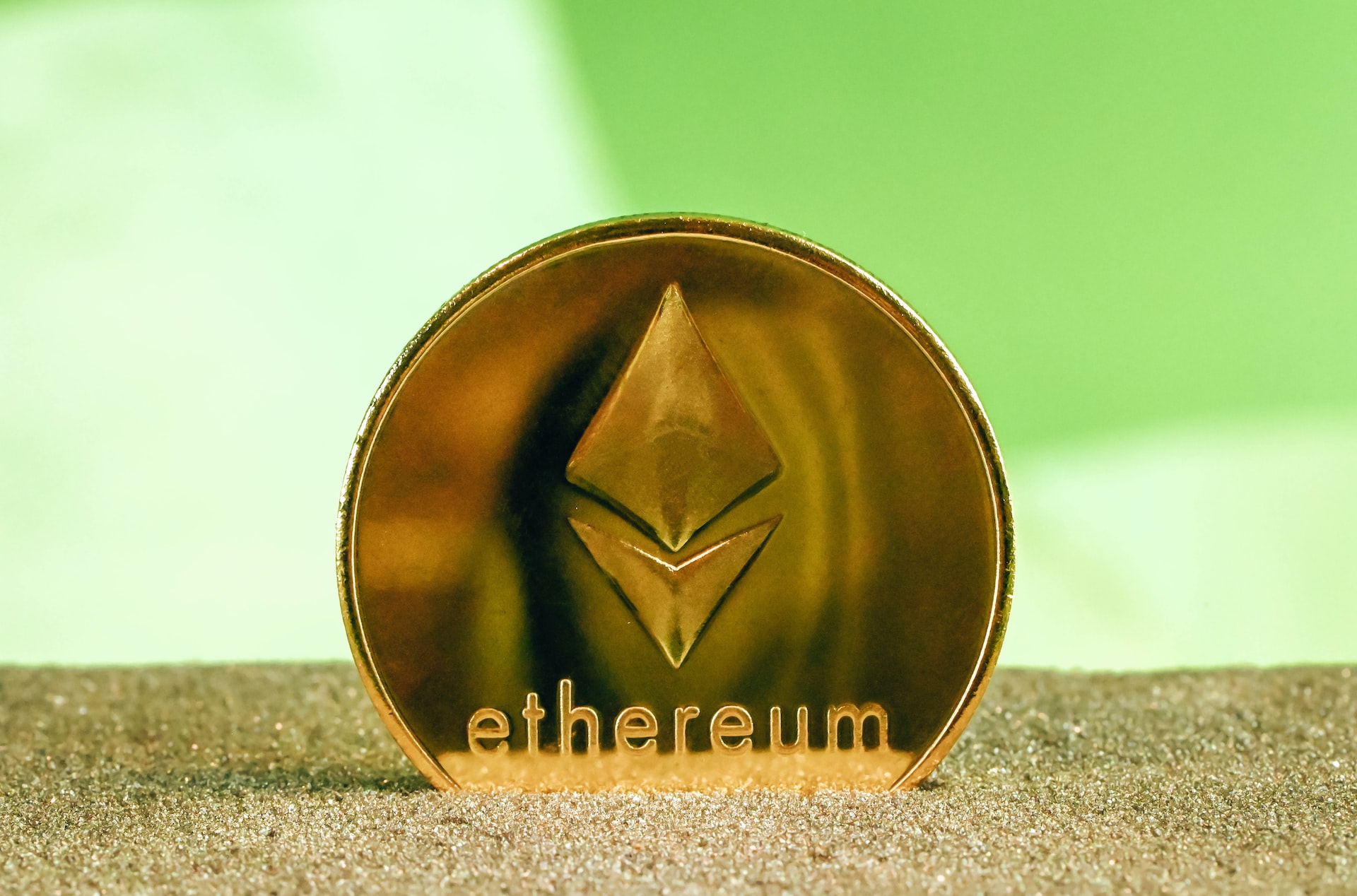 Por qué el precio de Ethereum podría subir por encima de $ 1,800 antes de una gran caída