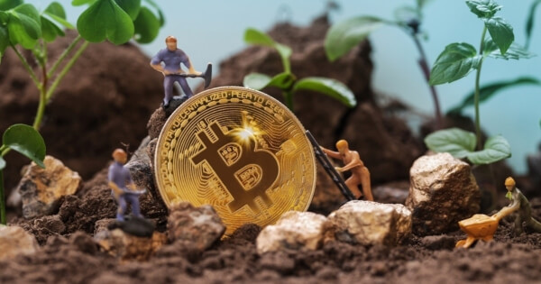 Por qué la mayoría de los mineros públicos de Bitcoin se han desempeñado terriblemente en su vida