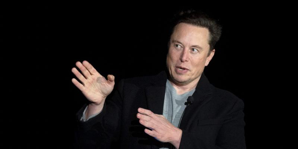 Elon Musk corteja a Apple para llevar el internet satelital de Starlink al iPhone