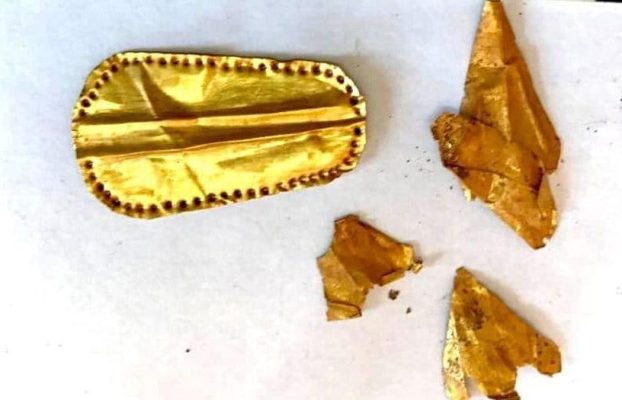 Descubren momias con lenguas de oro en un yacimiento en Egipto