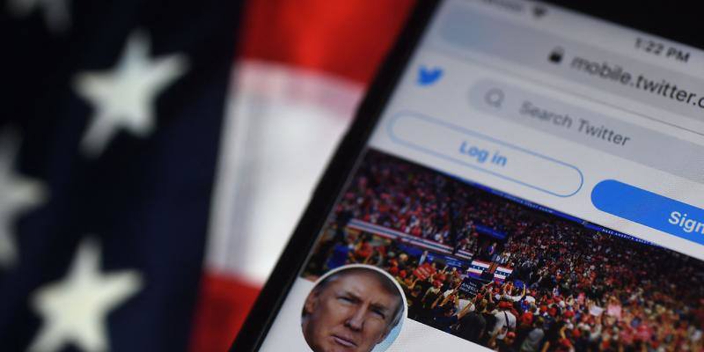 Trump descarta volver a Twitter tras la reactivación de su cuenta