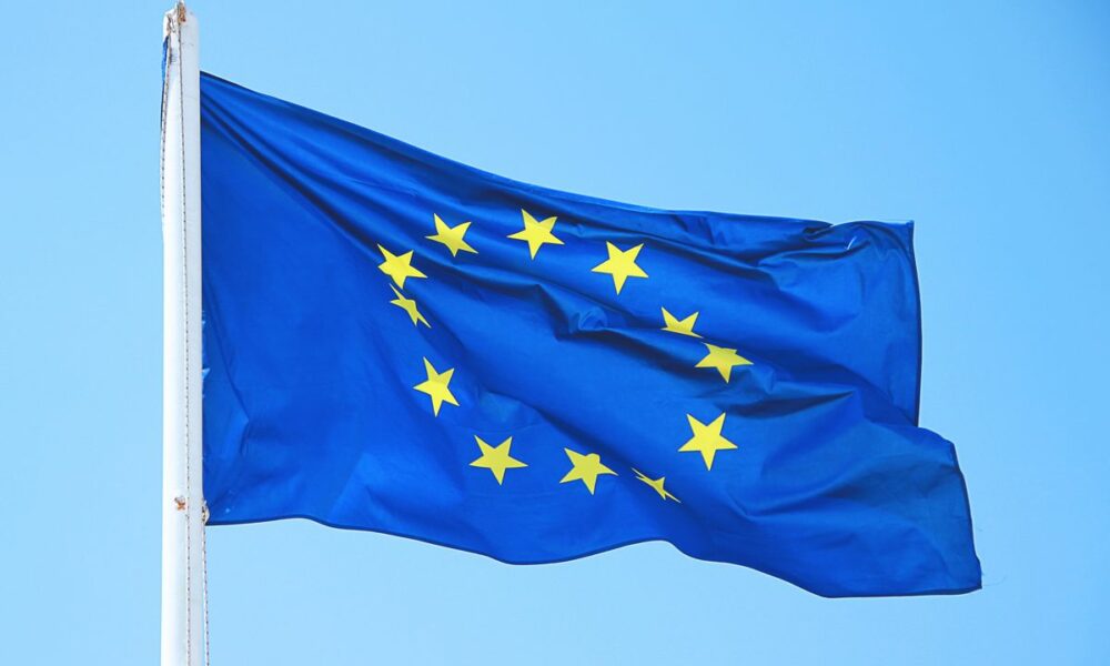 La Unión Europea da pasos hacia la fácil extracción y sustitución de las baterías