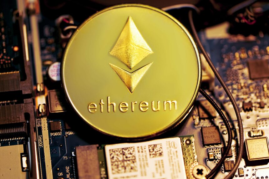 Ethereum alcanza un máximo mensual y se vuelve deflacionario nuevamente