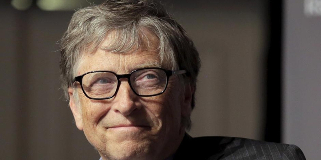 Bill Gates vaticina que la inteligencia artificial arrasará a los dos mayores imperios de internet