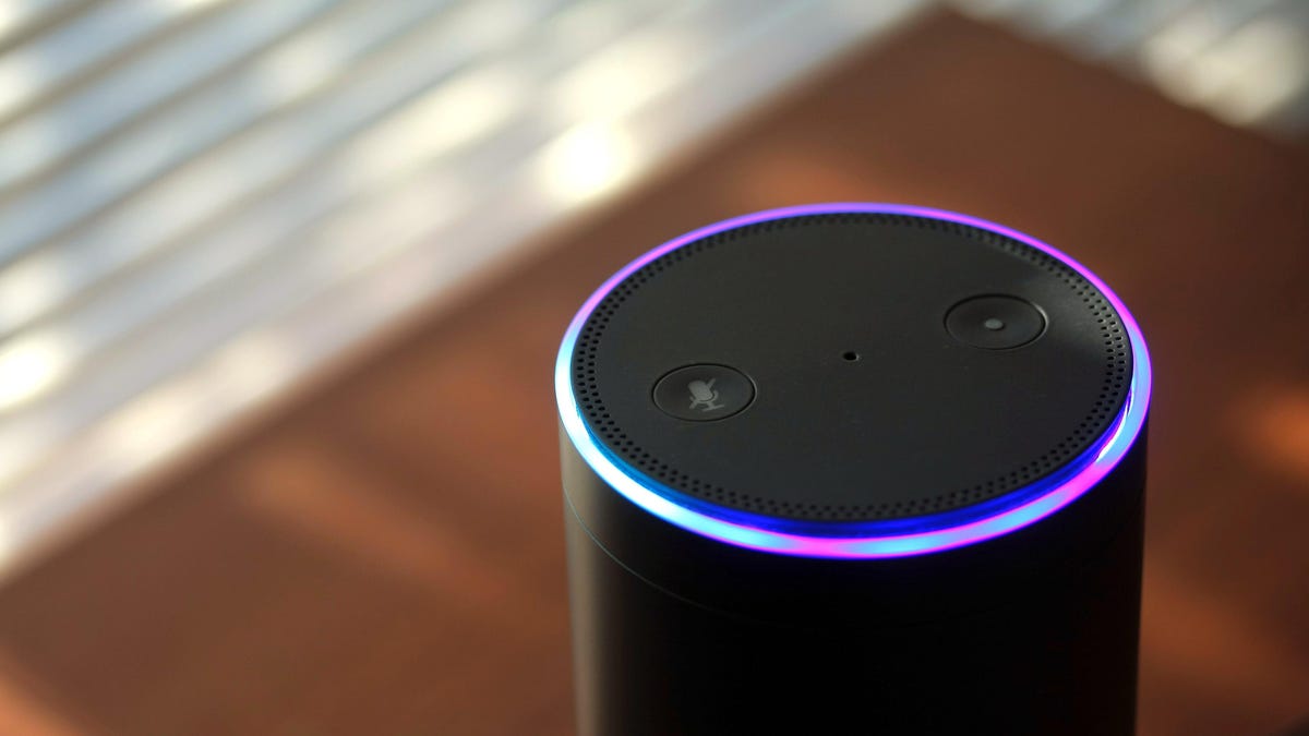 Amazon está utilizando sus conversaciones con Alexa para entrenar la IA