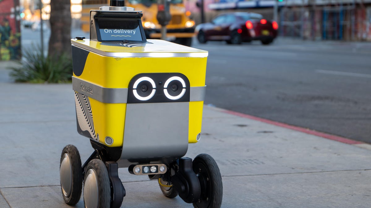 El robot de entrega Uber Eats comparte material de vídeo con LAPD
