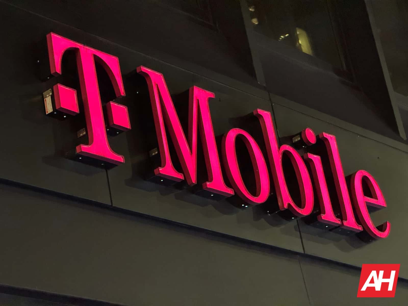 T-Mobile impondrá multas de hasta 2000 dólares a los spammers de texto