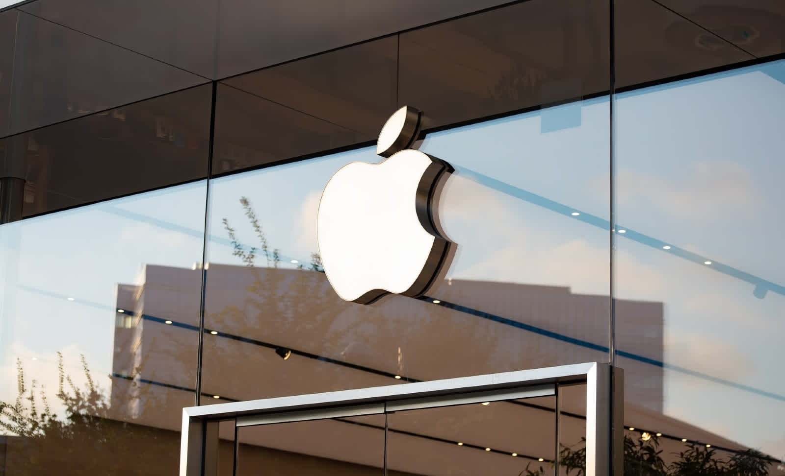 Apple paga una multa de 13,7 millones de dólares al gobierno ruso por el cargo de monopolio de la App Store