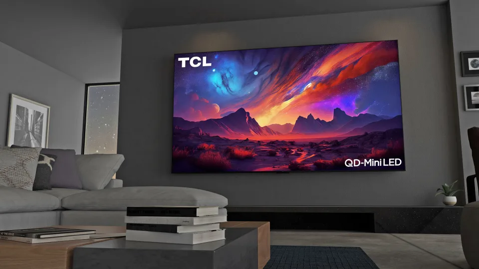 TCL presenta un nuevo televisor mini-LED de 115 pulgadas con brillo de 5000 nits y 20 000 zonas de atenuación