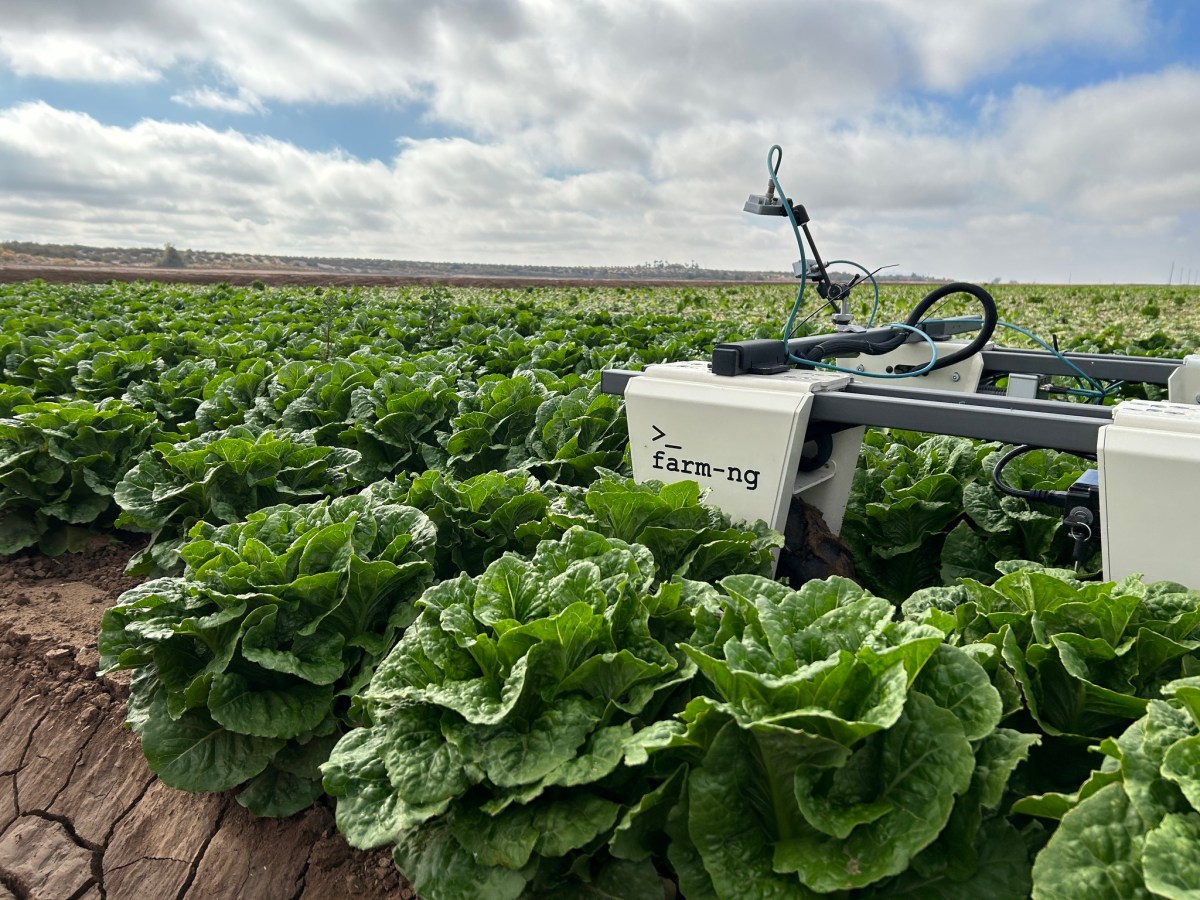 Farm-ng fabrica robots modulares para una amplia gama de trabajos agrícolas