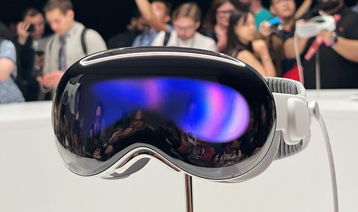 Apple les dice a los desarrolladores que no llamen a sus aplicaciones AR y VR aplicaciones AR o VR