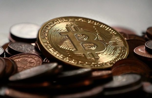 Demanda de la tienda de aplicaciones presentada sobre criptomonedas FRAID
