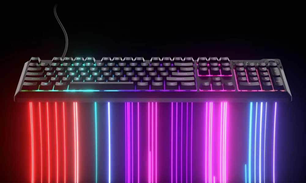 CORSAIR K55 CORE, un teclado «gamer» con diez zonas de luz RGB y un precio razonable
