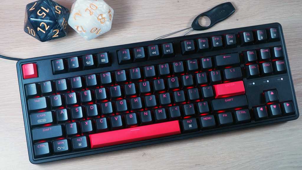 Obtenga este teclado mecánico galardonado por Editors’ Choice por $ 30