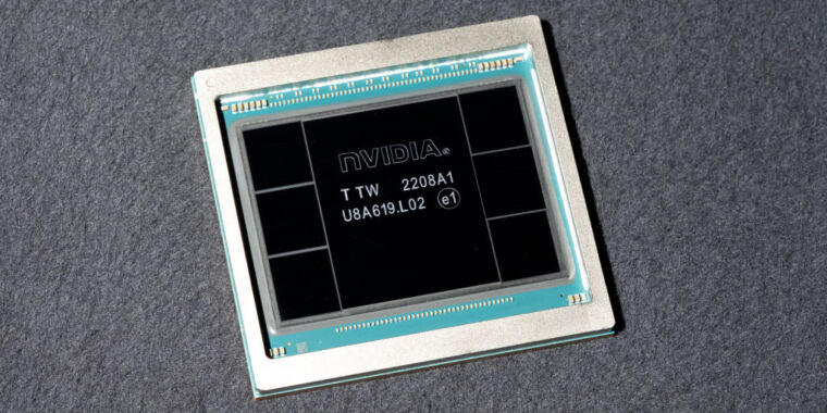 Informe: El mercado negro mantiene el flujo de chips de Nvidia hacia el ejército y el gobierno de China