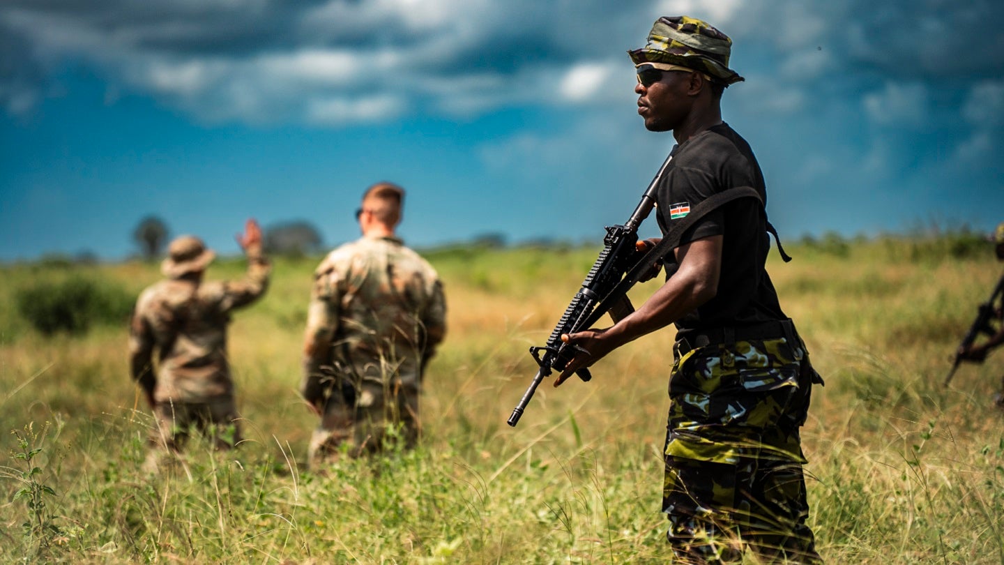 Señal: Kenia enfrenta desafíos en materia de inversión en defensa en medio de una crisis de gasto
