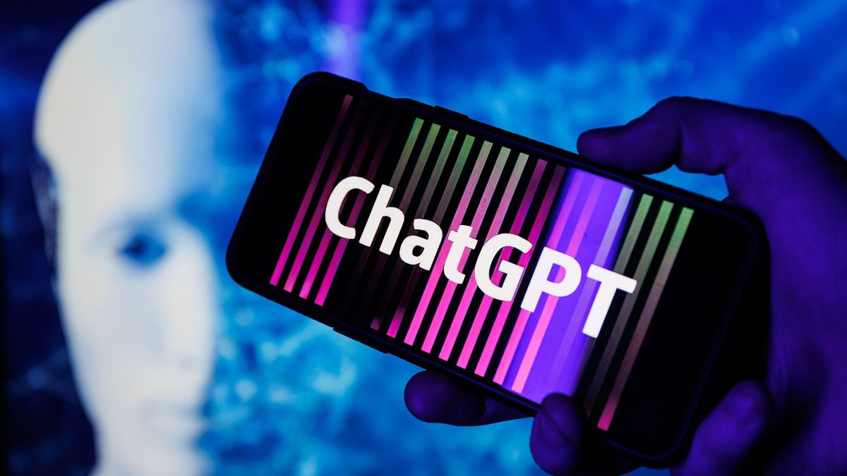 ChatGPT se está filtrando… otra vez: no deberíamos sorprendernos pero sí preocuparnos