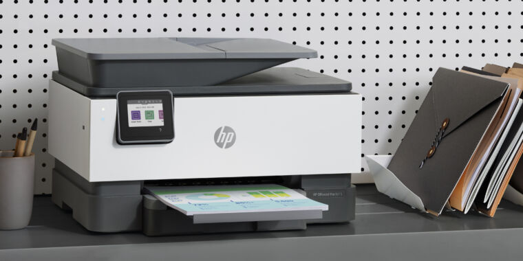 HP demandada (nuevamente) por bloquear tinta de terceros en impresoras, acusada de monopolio