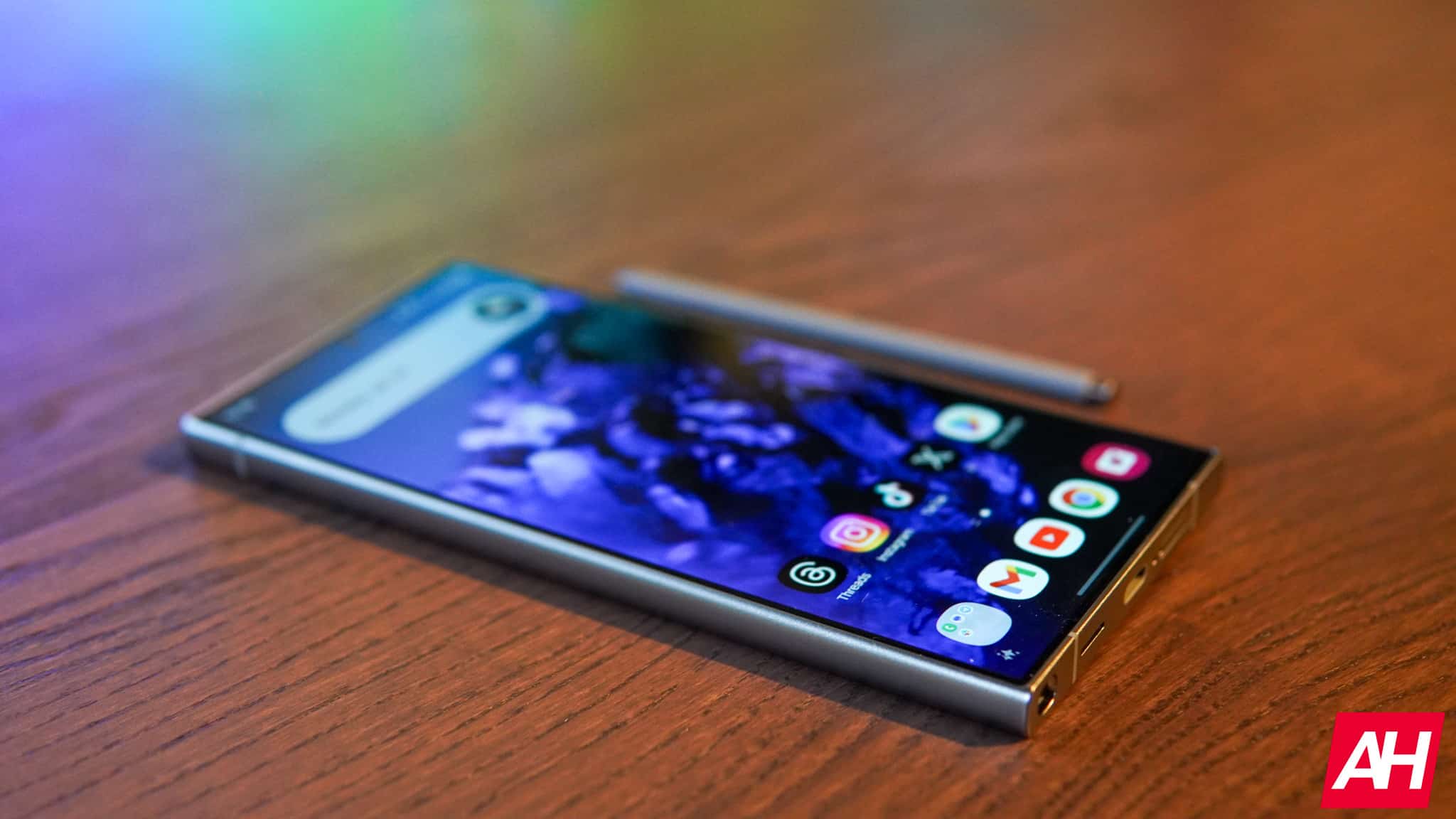 Samsung cobrará por Galaxy AI, pero cree que a la gente no le importará