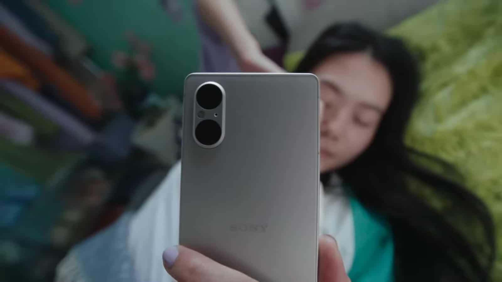 Sony Xperia 5 V recibe la actualización de Android 14 después del Xperia 1 V