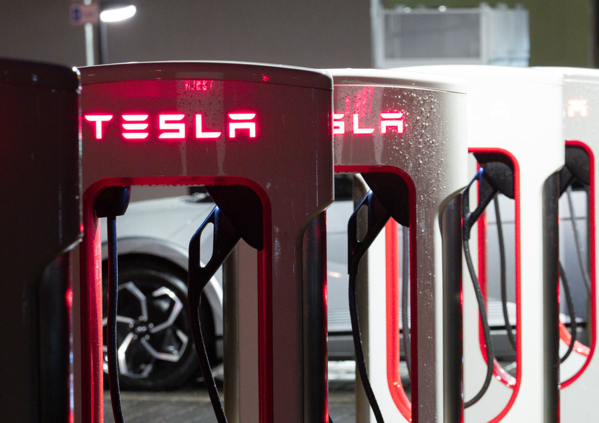 Elon Musk confirma que un nuevo modelo Tesla de bajo coste llegará en 2025
