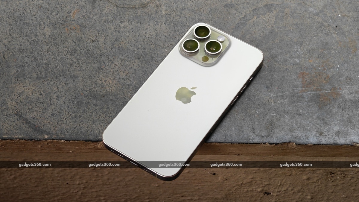 iPhone 16 Pro para obtener cámaras teleobjetivo ultra gran angular mejoradas;  iPhone 17 con nueva cámara para selfies deportiva: Kuo