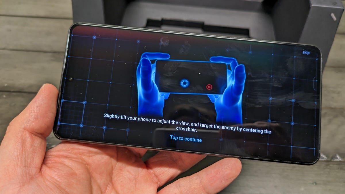 Asus ROG Phone 8 Pro combina estilo y funcionalidad para jugadores