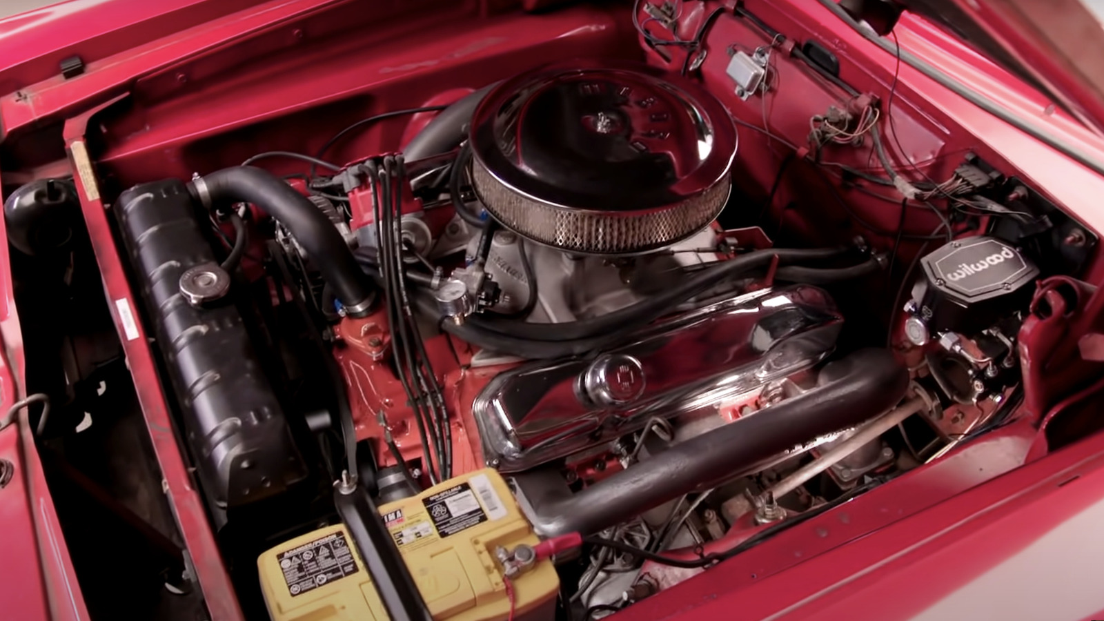Por qué el Dodge Max Wedge V8 se considera uno de los primeros motores de Muscle Car