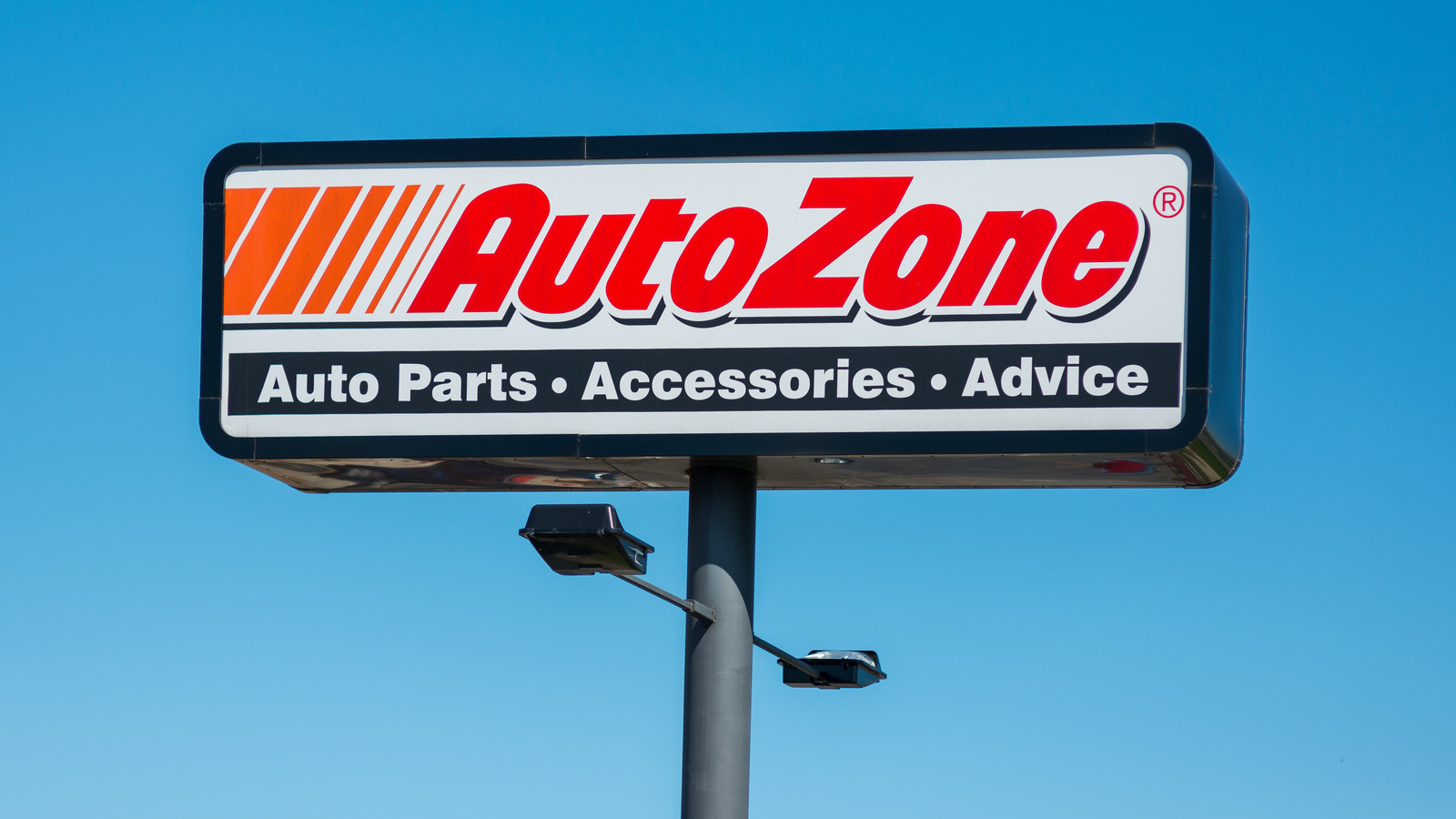 Todo lo que necesita saber sobre el programa ‘Loan-A-Tool’ de AutoZone